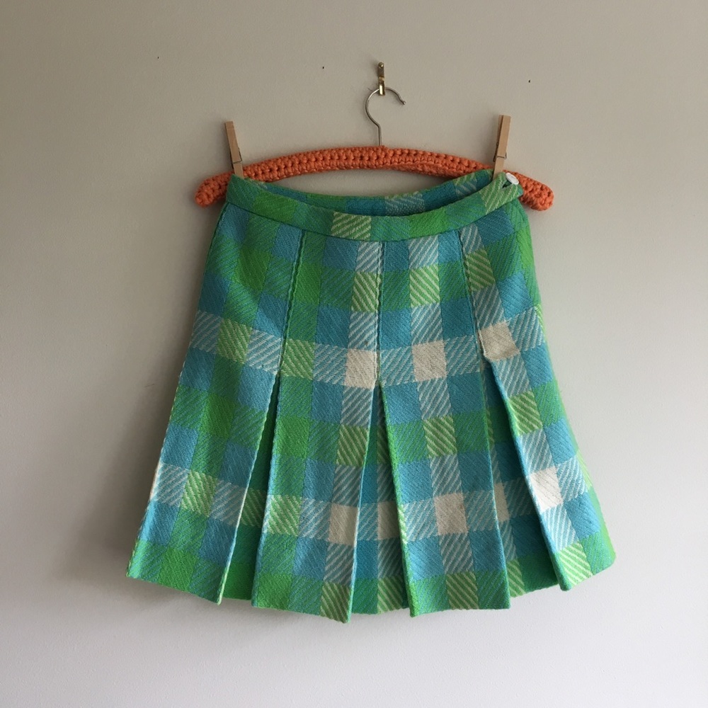 VINTAGE Plaid Pleated Wool Skirt